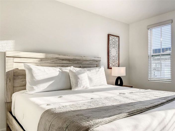 Image No.30-3 Bed Townhouse for sale