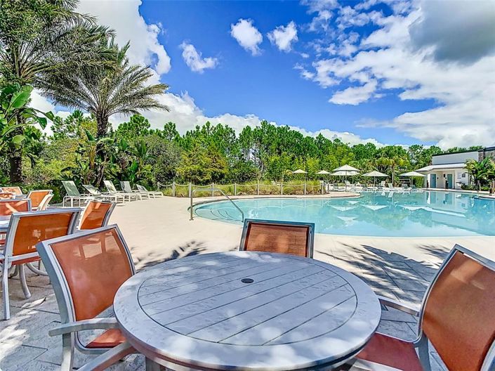 Image No.50-3 Bed Townhouse for sale