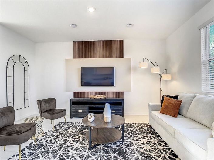 Image No.7-3 Bed Townhouse for sale