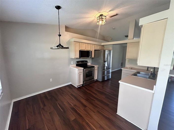 Image No.6-Propriété de 4 chambres à vendre à Kissimmee