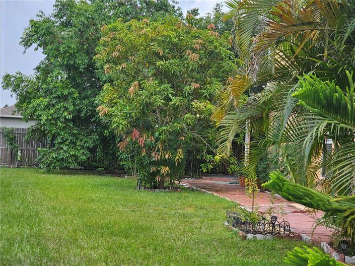 Image No.2-Propriété de 4 chambres à vendre à Kissimmee