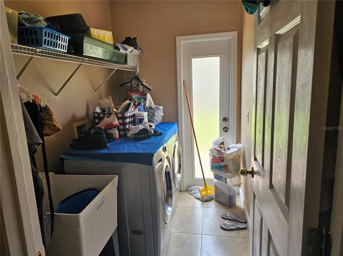 Image No.4-Propriété de 4 chambres à vendre à Kissimmee