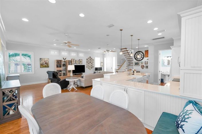 Image No.38-2 Bed Property for sale