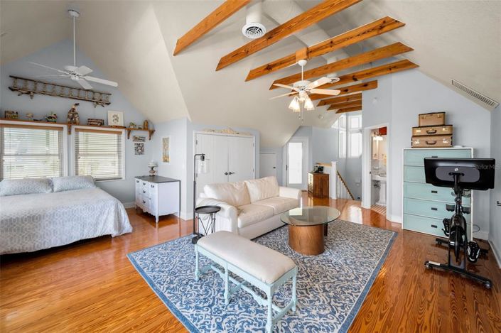 Image No.52-2 Bed Property for sale