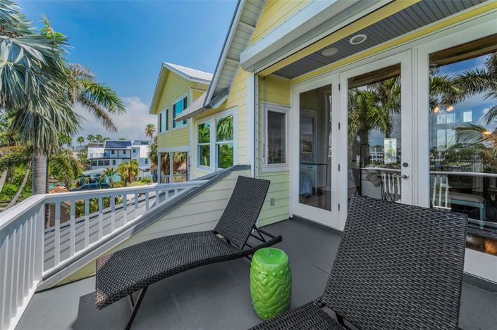 Image No.60-2 Bed Property for sale