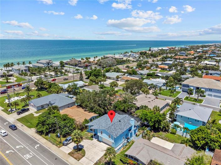 Image No.2-4 Bed Property for sale