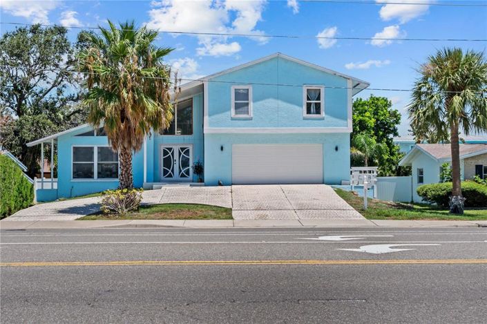 Image No.60-4 Bed Property for sale