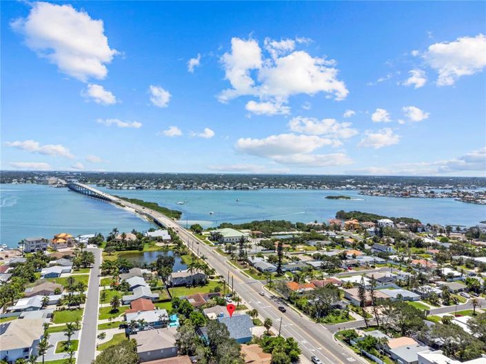 Image No.71-4 Bed Property for sale