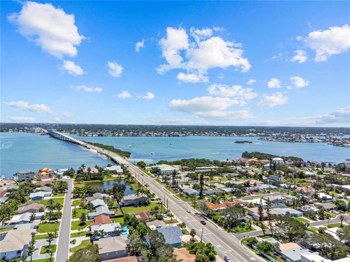 Image No.72-4 Bed Property for sale