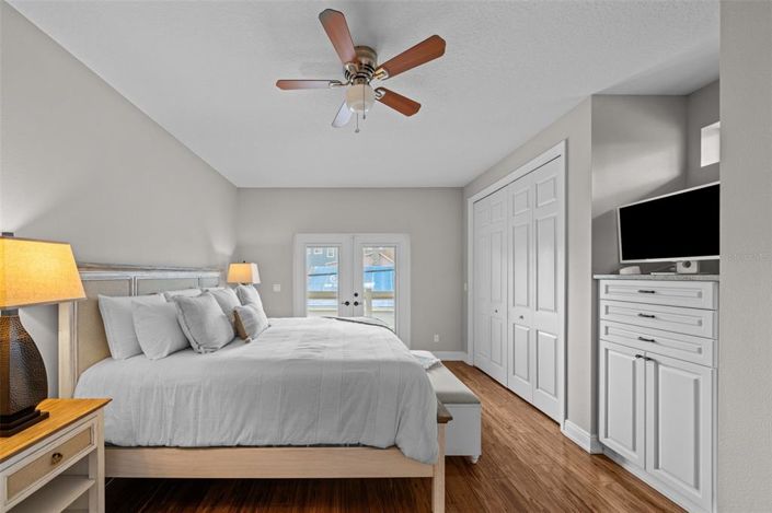 Image No.25-3 Bed Property for sale