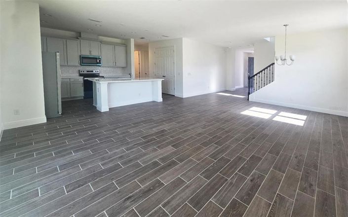 Image No.3-5 Bed Property for sale