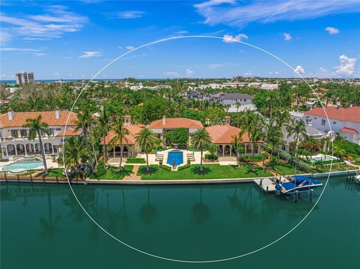 Image No.1-Propriété de 5 chambres à vendre à Sarasota