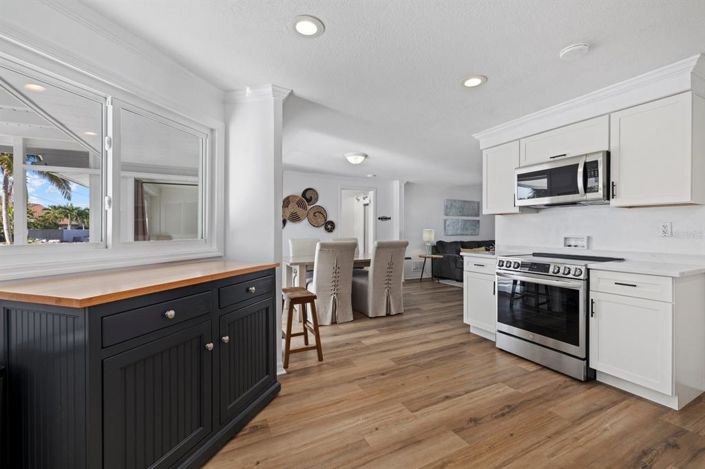 Image No.14-2 Bed Property for sale