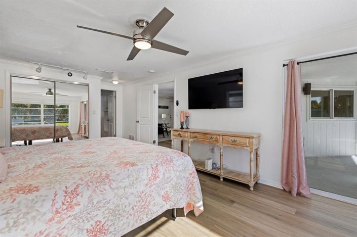 Image No.22-2 Bed Property for sale