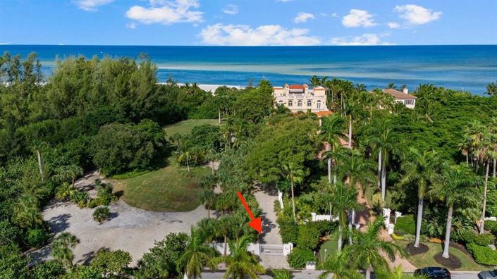 Image No.42-2 Bed Property for sale