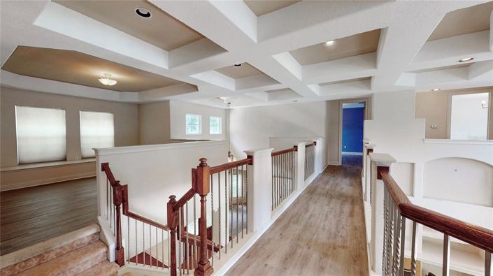 Image No.19-6 Bed Property for sale