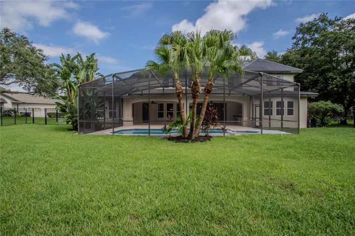 Image No.29-6 Bed Property for sale