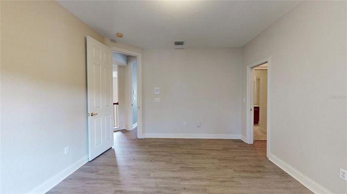 Image No.46-6 Bed Property for sale