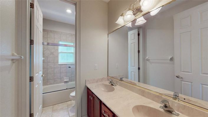 Image No.48-6 Bed Property for sale