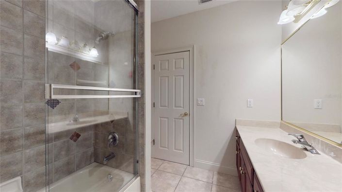 Image No.50-6 Bed Property for sale