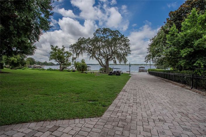 Image No.79-6 Bed Property for sale