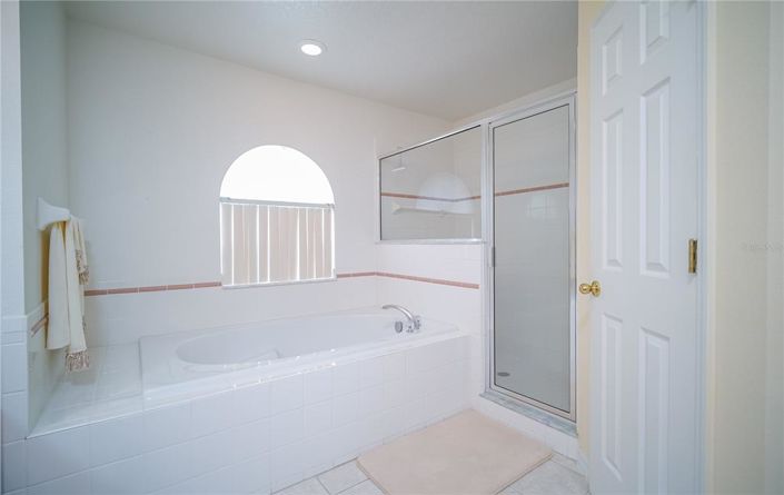 Image No.22-4 Bed Property for sale