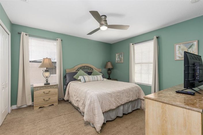 Image No.32-8 Bed Property for sale