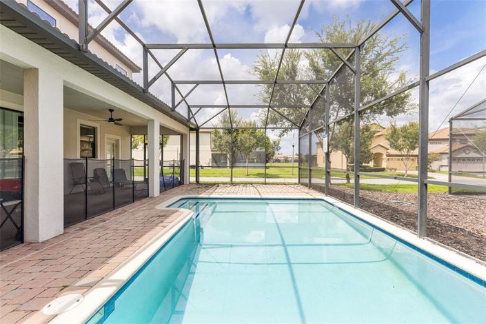 Image No.41-8 Bed Property for sale