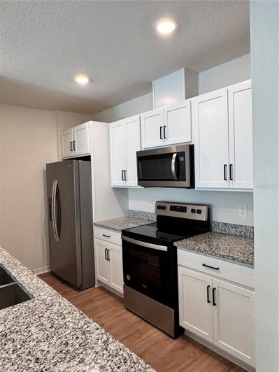 Image No.13-3 Bed Townhouse for sale