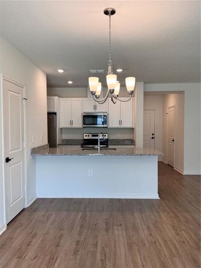 Image No.16-3 Bed Townhouse for sale