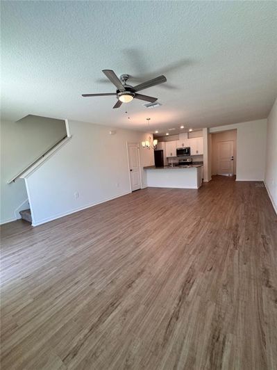 Image No.6-3 Bed Townhouse for sale