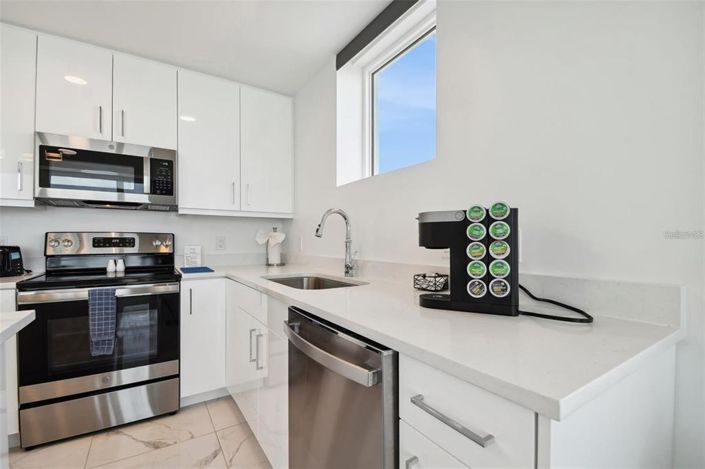 Image No.6-2 Bed Property for sale