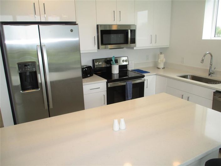 Image No.7-2 Bed Property for sale