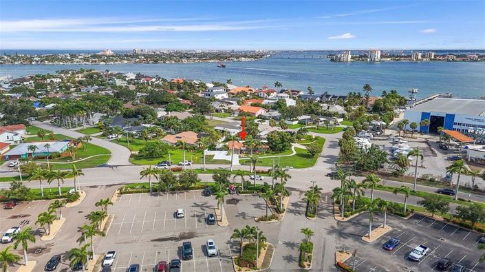 Image No.28-3 Bed Property for sale