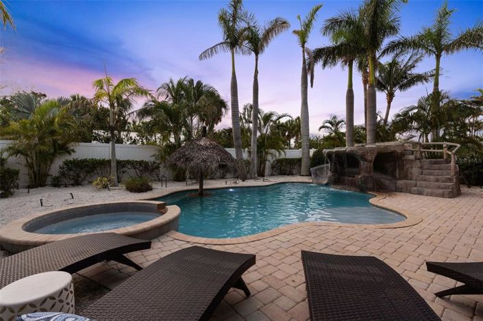 Image No.20-Propriété de 4 chambres à vendre à Holmes Beach