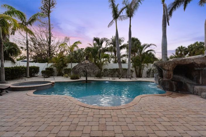 Image No.21-Propriété de 4 chambres à vendre à Holmes Beach