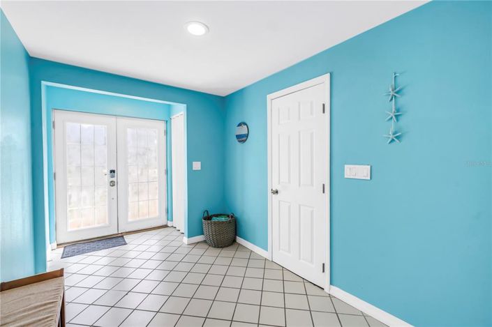 Image No.11-5 Bed Property for sale