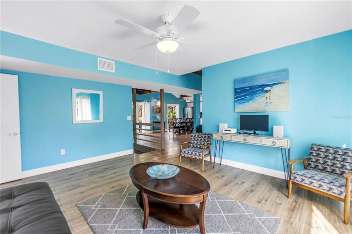 Image No.15-5 Bed Property for sale