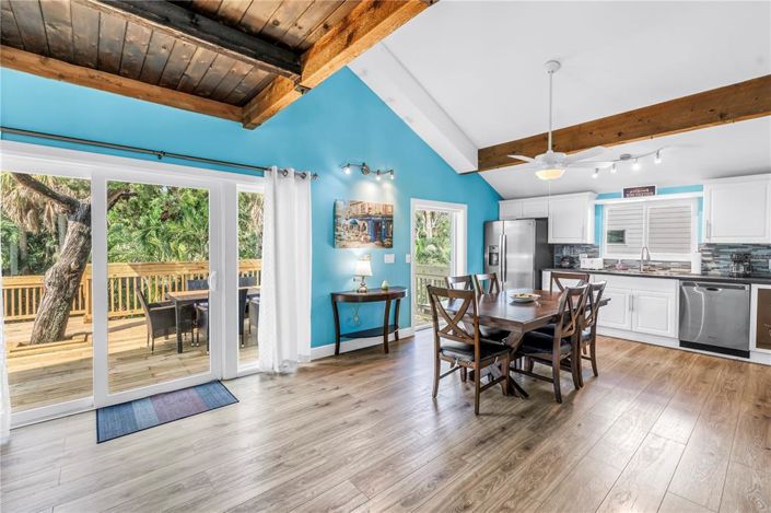 Image No.18-5 Bed Property for sale