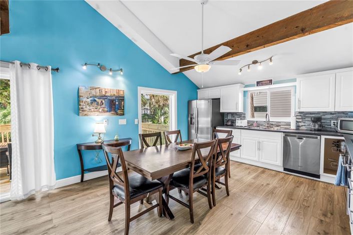 Image No.21-5 Bed Property for sale