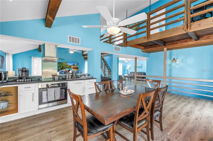 Image No.25-5 Bed Property for sale