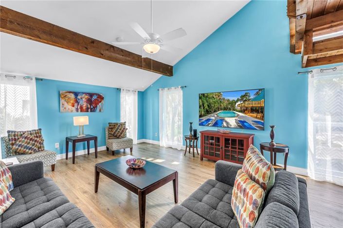 Image No.26-5 Bed Property for sale