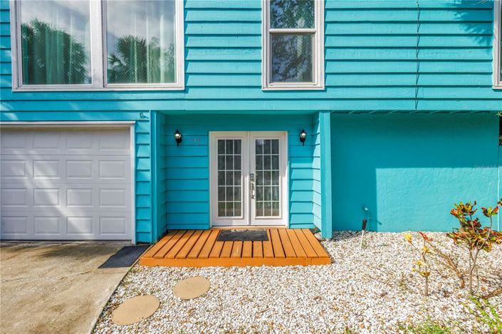 Image No.3-5 Bed Property for sale