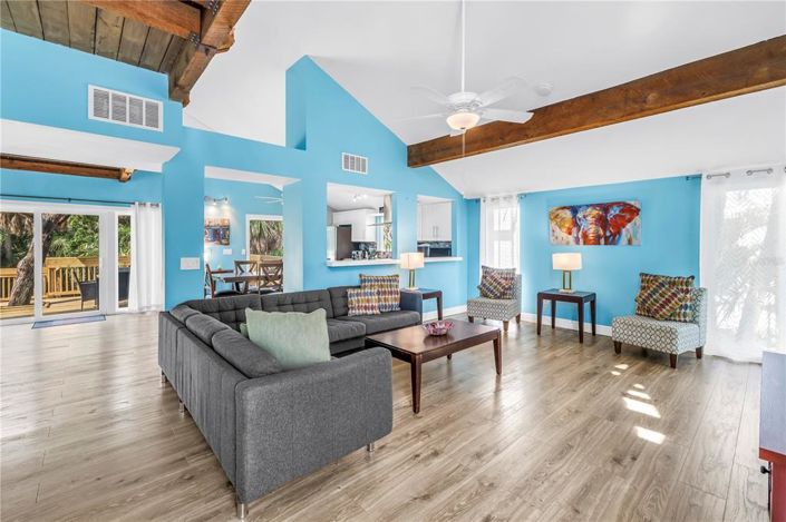 Image No.31-5 Bed Property for sale