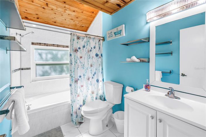 Image No.39-5 Bed Property for sale