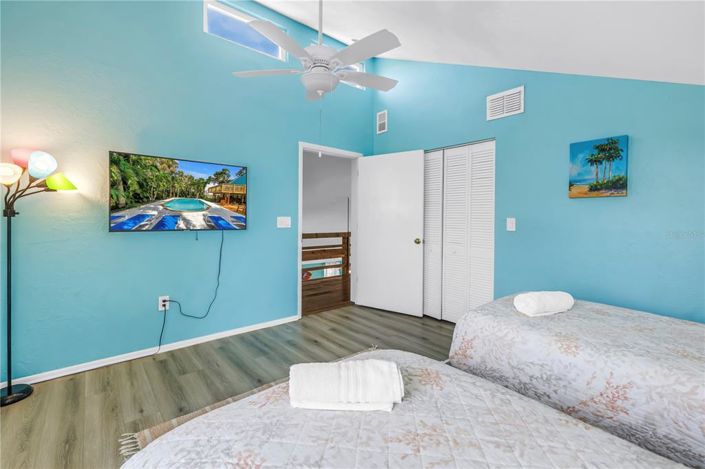 Image No.43-5 Bed Property for sale