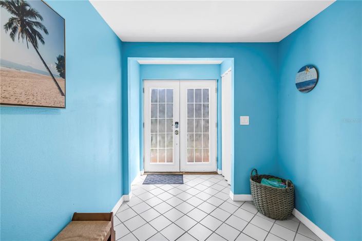 Image No.5-5 Bed Property for sale