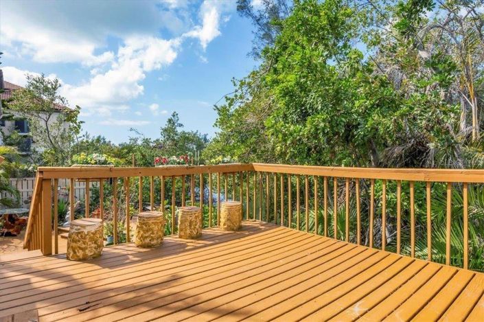 Image No.23-4 Bed Property for sale