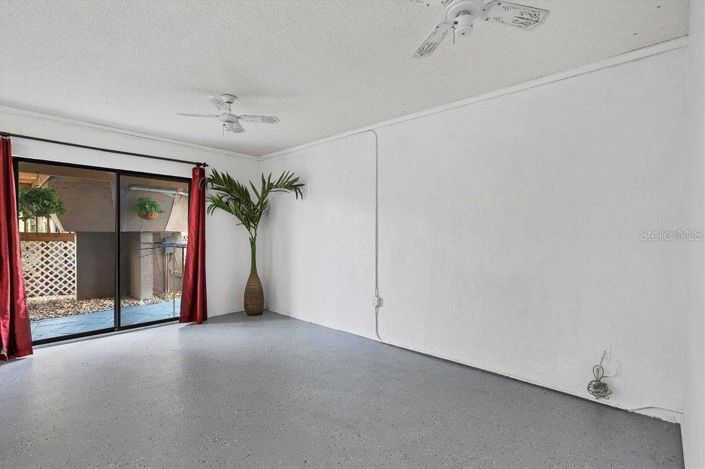 Image No.26-4 Bed Property for sale