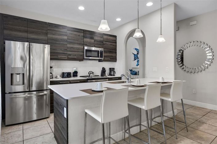 Image No.18-3 Bed Property for sale